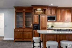 5764 S 1615 E, Murray, UT 84121 - Photo 8