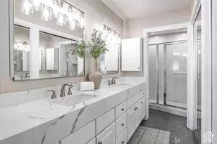 5764 S 1615 E, Murray, UT 84121 - Photo 16