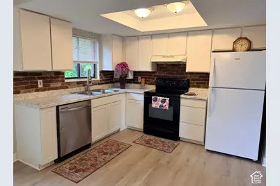 2229 N 700 W, Clinton, UT 84015 - Photo 28