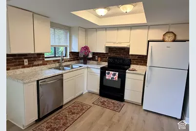 2229 N 700 W, Clinton, UT 84015 - Photo 4