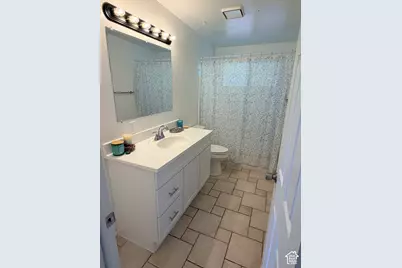 2229 N 700 W, Clinton, UT 84015 - Photo 38