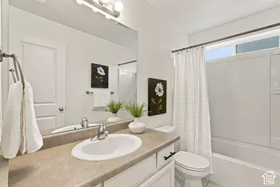 1932 W Parkview Dr, Syracuse, UT 84075 - Photo 34