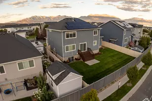 4342 E Sunny Meadow Dr, Eagle Mountain, UT 84005 - Photo 36