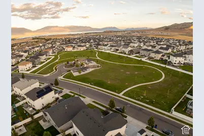 4342 E Sunny Meadow Dr, Eagle Mountain, UT 84005 - Photo 42