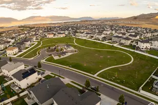 4342 E Sunny Meadow Dr, Eagle Mountain, UT 84005 - Photo 42