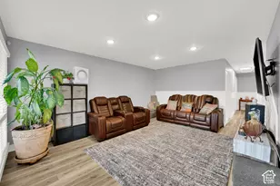 1126 N Victoria Way W, Salt Lake City, UT 84116 - Photo 2
