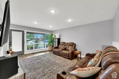 1126 N Victoria Way W, Salt Lake City, UT 84116 - Photo 4