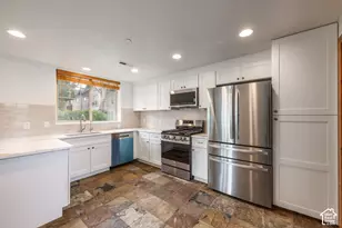 6078 N Fox Point Circle, Park City, UT 84098 - Photo 2