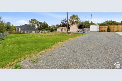 2275 E 4500 S, Holladay, UT 84117 - Photo 34