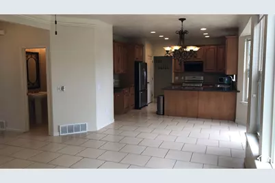 839 E Whisper Cove Rd S, Sandy, UT 84094 - Photo 2