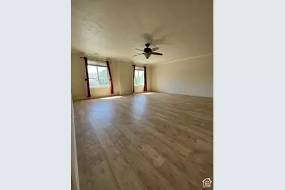 839 E Whisper Cove Rd S, Sandy, UT 84094 - Photo 8