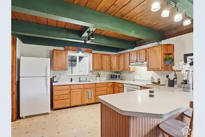 3087 Evergreen Park Dr, Huntsville, UT 84317 - Photo 18