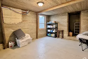 70 N 100 W, Hanksville, UT 84734 - Photo 22