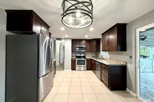 4261 S Peggy Dr, West Valley, UT 84120 - Photo 6