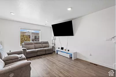 98 N Northshore Dr, Saratoga Springs, UT 84045 - Photo 4