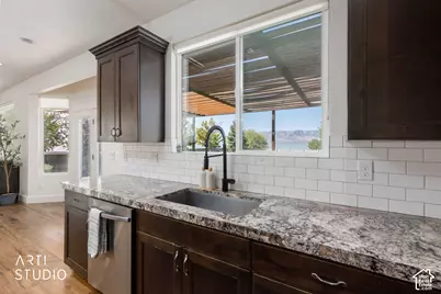 14 N Sunset Dr W, Vineyard, UT 84059 - Photo 18