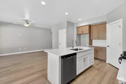 2719 W 2735 N #134, Plain City, UT 84404 - Photo 4
