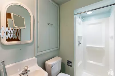 382 N 400 E, Logan, UT 84321 - Photo 18