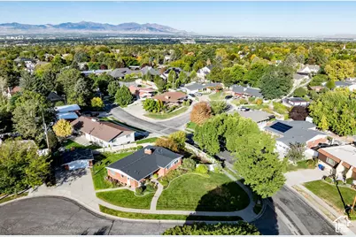 4056 S Suada Cir, Holladay, UT 84124 - Photo 40