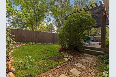 1652 E 4190 S, Millcreek, UT 84124 - Photo 32