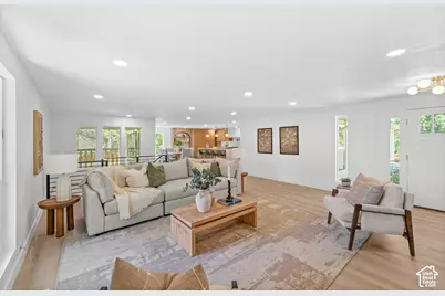 2096 E Linden Cir S, Holladay, UT 84121 - Photo 2