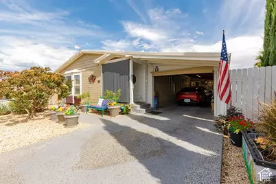 60 N 3910 W, Hurricane, UT 84737 - Photo 4