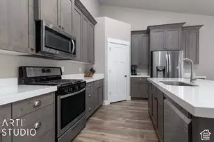 3937 W 2400 N, Plain City, UT 84404 - Photo 14