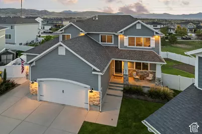 1034 W Molly Pitcher Cir, Bluffdale, UT 84065 - Photo 8