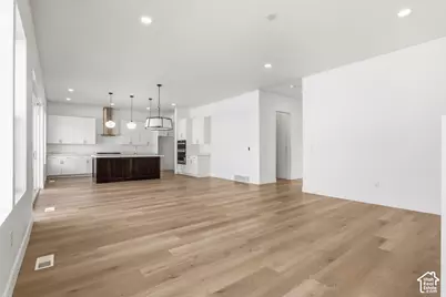 79 S Crimson Way W #307, Mapleton, UT 84664 - Photo 12