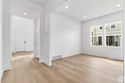 79 S Crimson Way W #307, Mapleton, UT 84664 - Photo 8