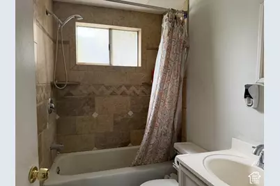 4453 W Nancy Dr, West Valley, UT 84120 - Photo 14