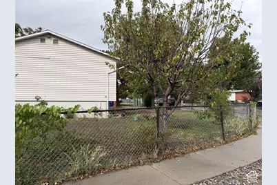 4453 W Nancy Dr, West Valley, UT 84120 - Photo 20