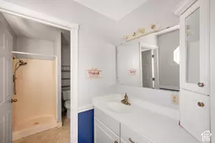 236 W Main St, Greenville, UT 84731 - Photo 8