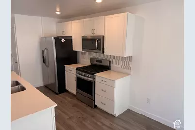 223 N Mine Ct, Saratoga Springs, UT 84045 - Photo 4