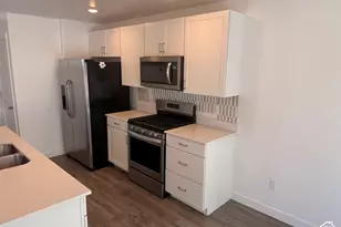 223 N Mine Ct, Saratoga Springs, UT 84045 - Photo 4