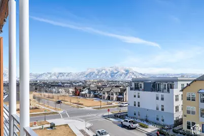 5176 W Black Twig Dr, South Jordan, UT 84009 - Photo 12