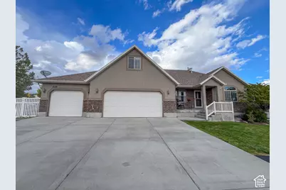 2138 W Deer Dr, Stockton, UT 84071 - Photo 1