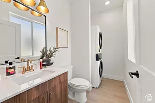 8 E Blackwood Cv, Midvale, UT 84047 - Photo 12