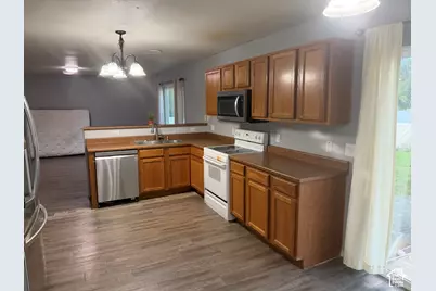1092 W 350 S, Spanish Fork, UT 84660 - Photo 8