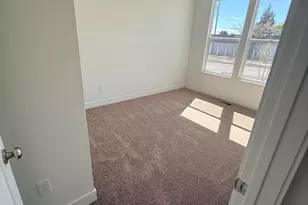 1332 W 7240 S, West Jordan, UT 84084 - Photo 46