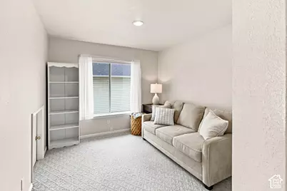 985 N Main E, Orem, UT 84057 - Photo 18