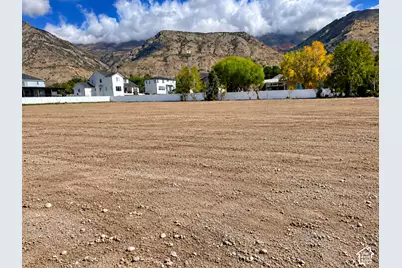 835 E 200 S #1, Pleasant Grove, UT 84062 - Photo 1