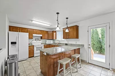 69 W Middle Cir, Grantsville, UT 84029 - Photo 6