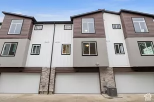 140 E Chambord Ct S, Sandy, UT 84070 - Photo 32