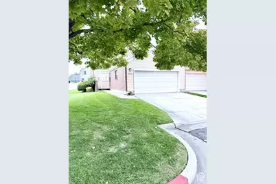 5037 S Scarsdale Ct W, Taylorsville, UT 84129 - Photo 4