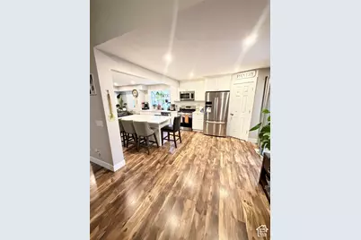 5037 S Scarsdale Ct W, Taylorsville, UT 84129 - Photo 10
