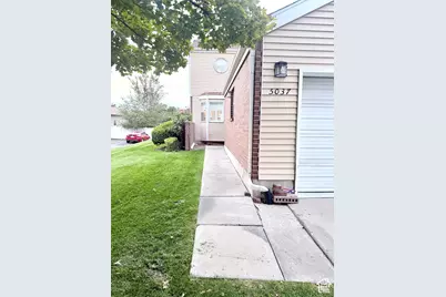 5037 S Scarsdale Ct W, Taylorsville, UT 84129 - Photo 2