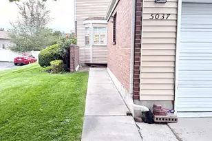 5037 S Scarsdale Ct W, Taylorsville, UT 84129 - Photo 2