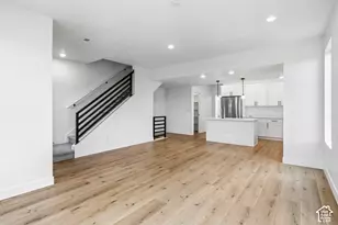 132 E Chambord Ct S, Sandy, UT 84070 - Photo 6