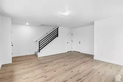 132 E Chambord Ct S, Sandy, UT 84070 - Photo 14